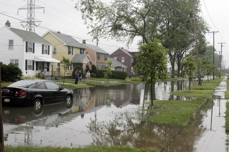 Heavy rains bring floods; basements, streets affected - The Blade