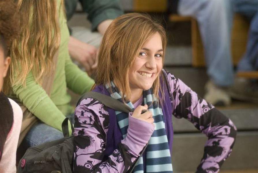 Alyson-Stoner-goes-upside-down-and-straight-to-DVD