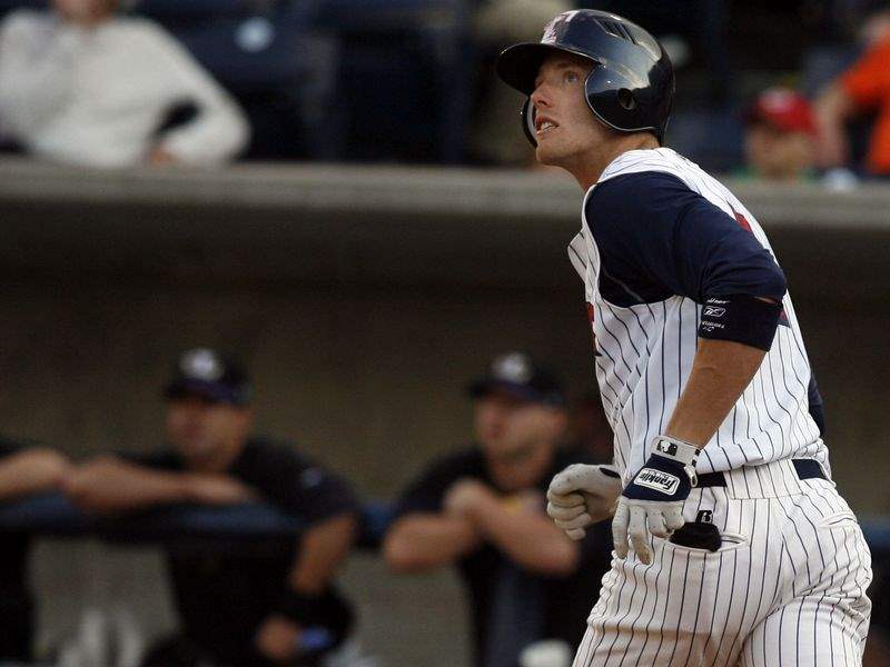 Mud-Hens-fall-to-Louisville-3