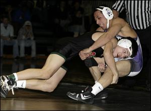 Oak Harbor's Ian Miller, the PIT's reigning MVP, beat Fremont Ross' Yohe Rojas in the 135-pound title match to claim his second consecutive PIT crown. He again was named the PIT's MVP. 