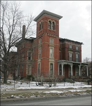 The Casey-Pomeroy House Bed & Breakfast at 802 North Huron St., a 14,000-square-foot Italianate mansion immediately north of downtown, has been under renovation since 2003.