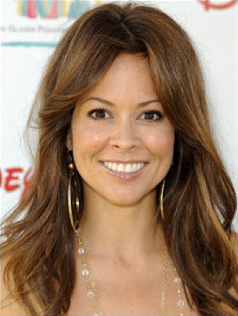 Brooke Burke to replace Samantha Harris as 