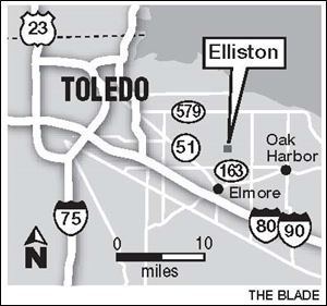 Elliston, Ohio, isn't on most maps, but that may be about to change thanks to its most famous resident, 24-year-old Crystal Bowersox.
About 20 minutes southeast of Toledo in Ottawa County, Elliston is an unincorporated town in Benton Township and home to fewer than 100 residents.
Elliston has no post office, and searching for the bedroom community on a GPS will instead refer you to its biggest neighbor, Graytown, which offers the closest fast-food options, a McDonald's and a Taco Bell, as well as The Country Keg, where Ms. Bowersox once performed monthly. There are two churches in Elliston, including Trinity United Church of Christ , which is about 50 yards from the home of Bill Bowersox, Ms. Bowersox's father.
The church recently began
support rallies on Wednesday evenings during the American Idol results show, with a small sign outside wishing her good luck. Elliston has a cemetery and an abandoned gas station that was shuttered sometime in the early 1970s. Until Ms. Bowersox, Elliston's biggest commotion was caused by the noise of frequent trains, including Norfolk Southern's Chicago-to-Cleveland mainline and four Amtrak passenger trains that roar through the heart of the town between 60 and 80 times daily .