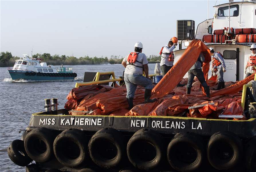 Gulf-oil-spill-starts-oozing-ashore-mess-could-eclipse-Exxon-Valdez