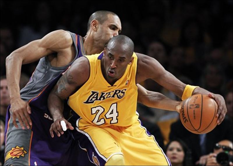 Kobe gets 40, Lakers rout Suns in opener - Toledo Blade