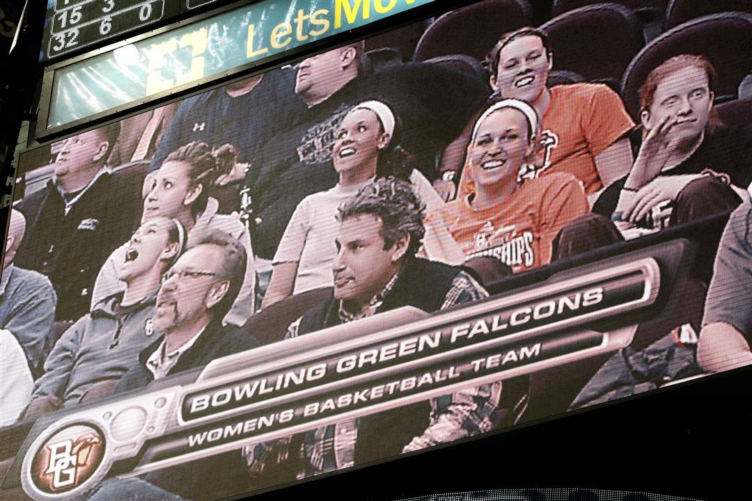 bgsu-women-s-team-videoboard-mac-quarterfinals