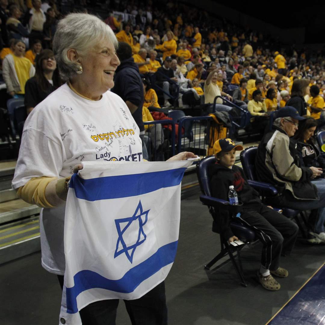 UT-Charlotte-Sharon-Ravin-Naama-Shafir-Israel-flag