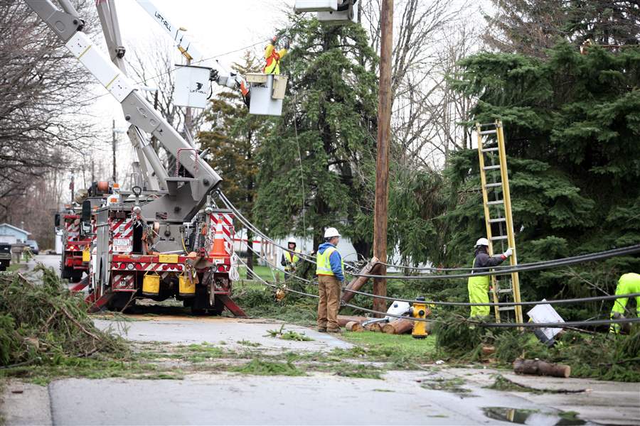 Twister-uproots-trees-hits-homes-cuts-power-2