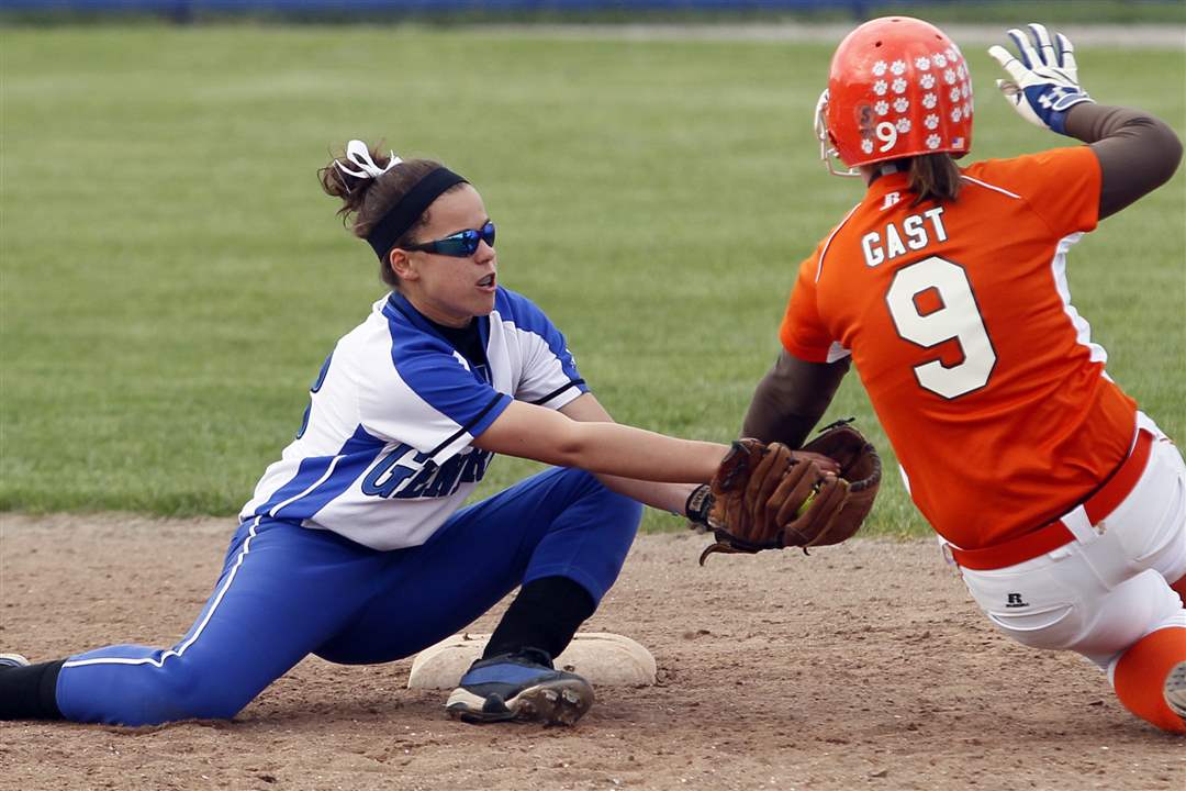 Southview-anthony-wayne-girls-softball-3