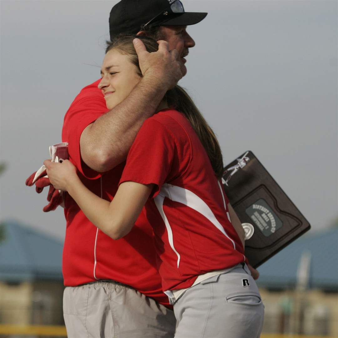 Southview-Central-Catholic-district-softball-final-13