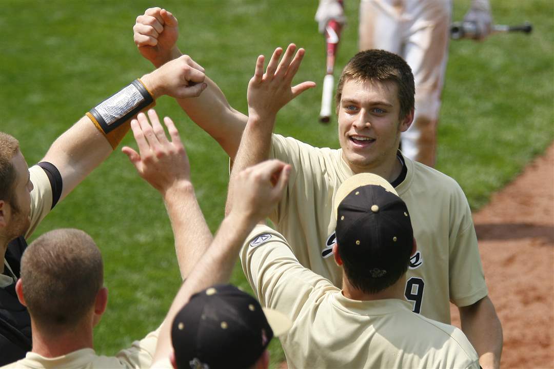 Perrysburg-Strongsville-Regional-Baseball-5