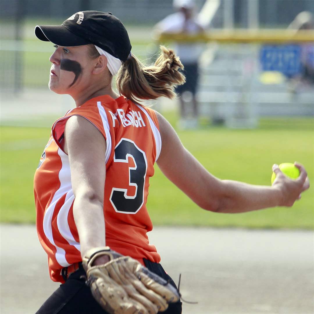 Summerfield-state-softball-champions-Michigan-1