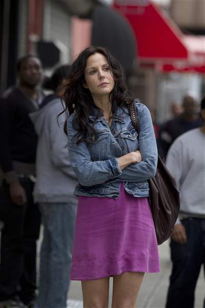 Mary-Louise-Parker-Weeds