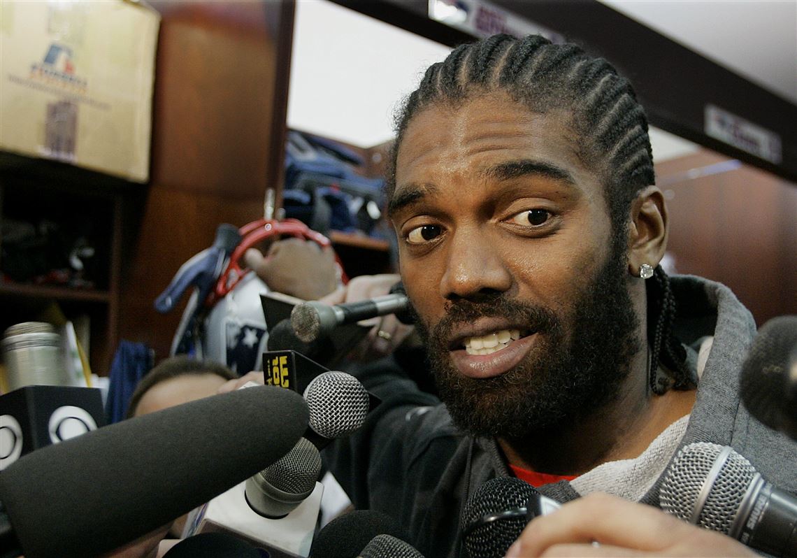 Agent: Randy Moss retiring from NFL