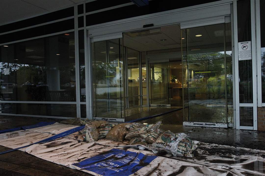 Sandbags-at-Magruder-Hospital