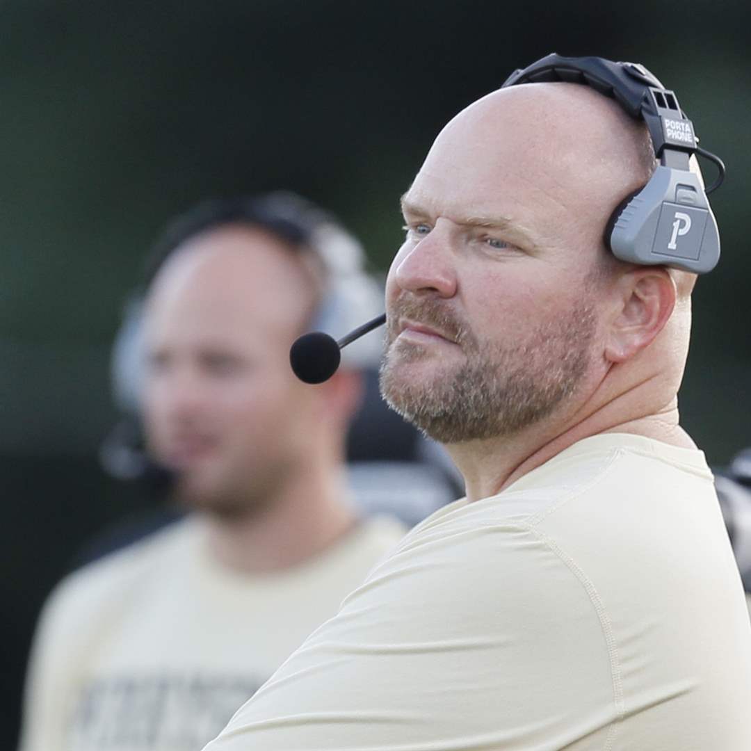 perrysburg-coach