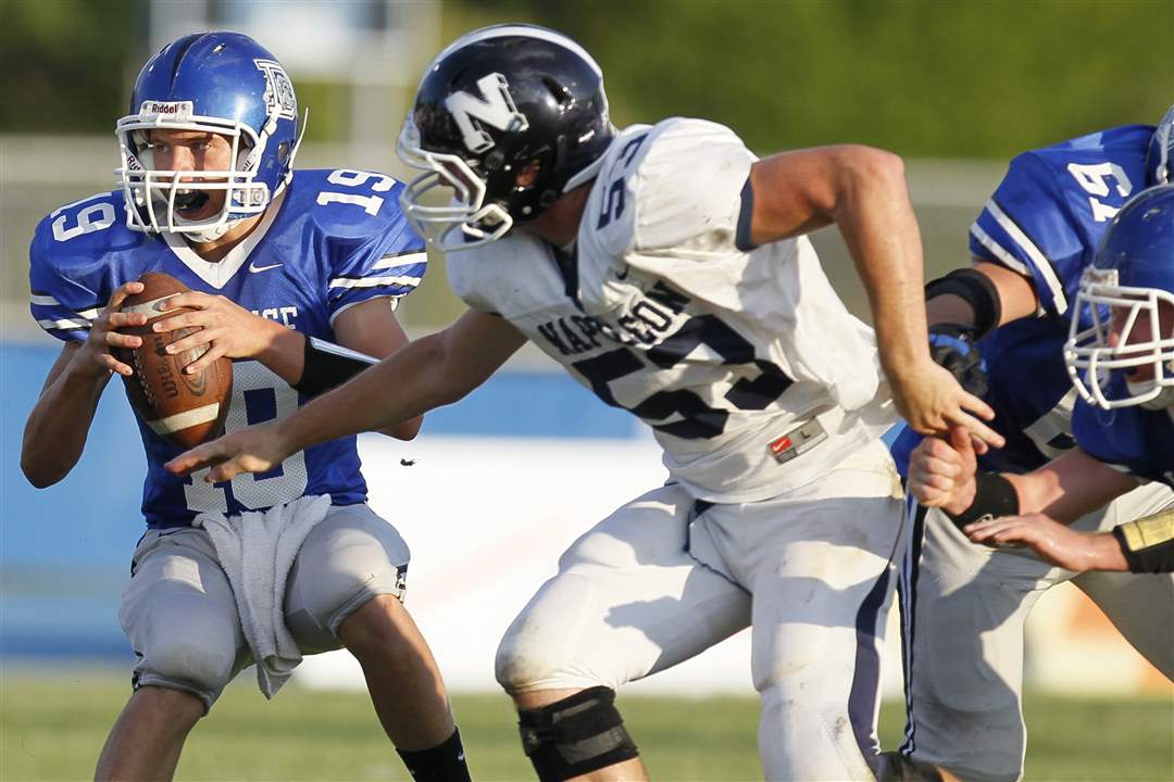 Prep Football Defiance vs. Napoleon The Blade