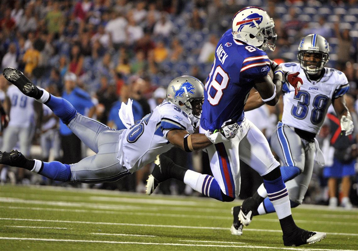 Buffalo Bills' Shawne Merriman Is Second-Team Right Defensive End