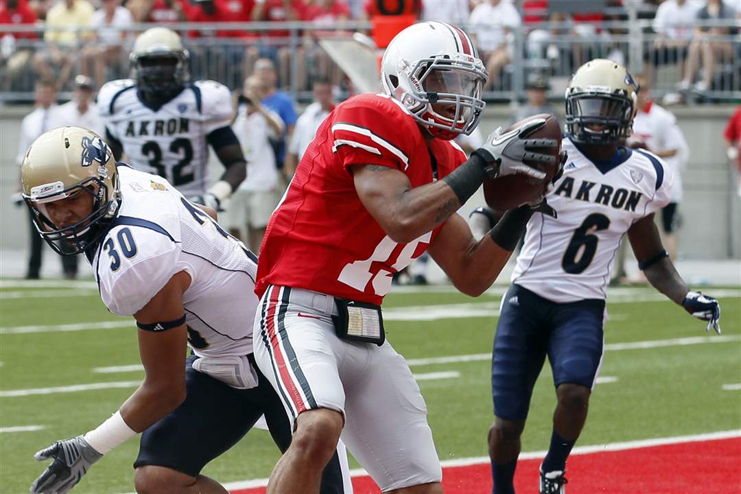 Ohio-State-Devin-Smith-catches-touchdown-Akron-LT-Smith-Manley-Waller