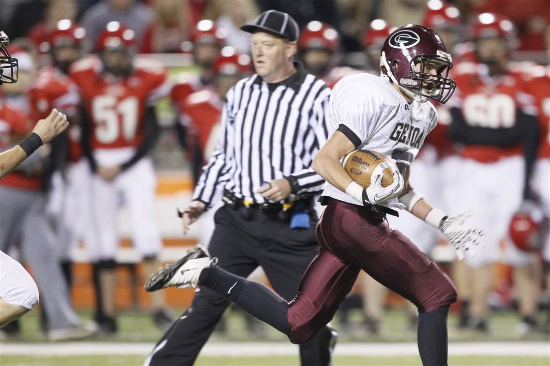 Genoa-Casey-Gose-kickoff-return-for-touchdown