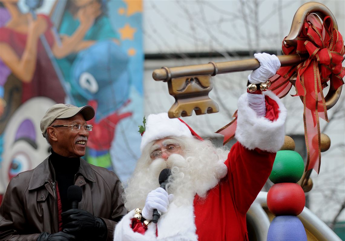 Detroit gets a Thanksgiving parade and NFL game – But why?