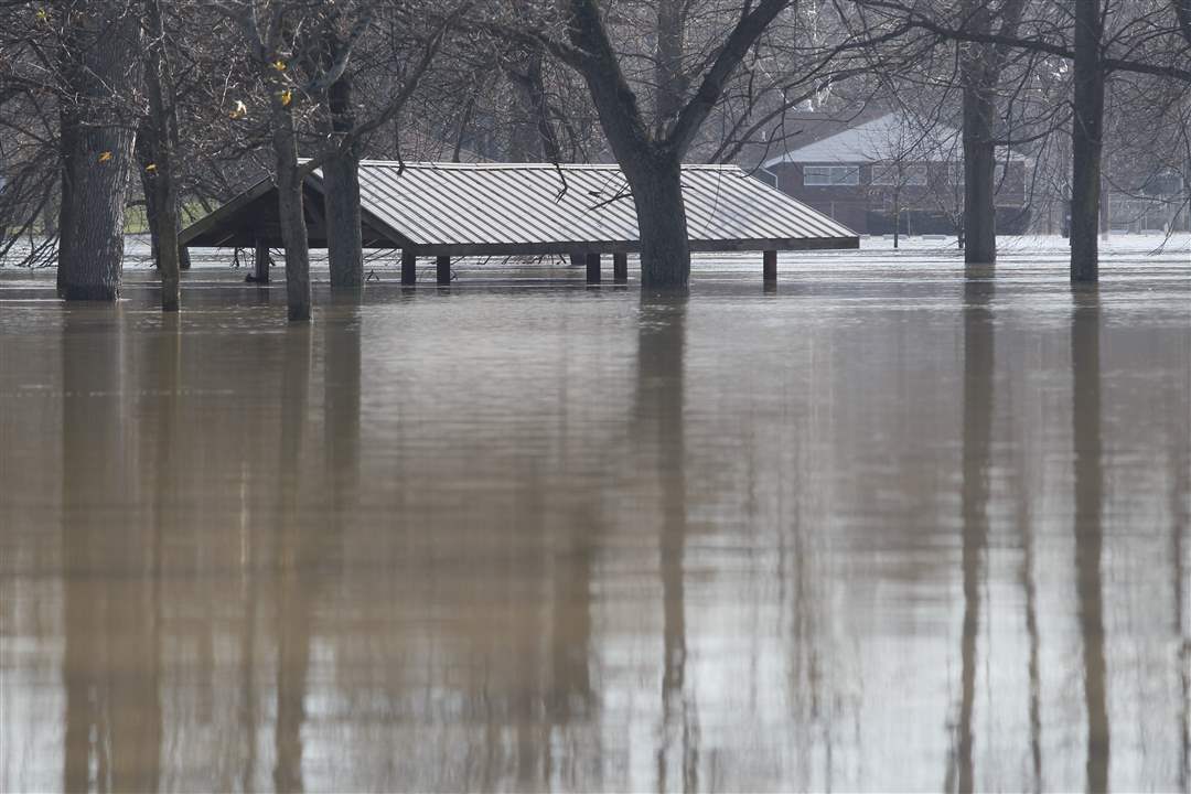 picnic-shelter-flood