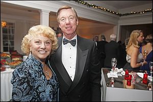 Eileen and Lorin Zaner enjoy themselves at the Toledo Country Club's holiday ball.