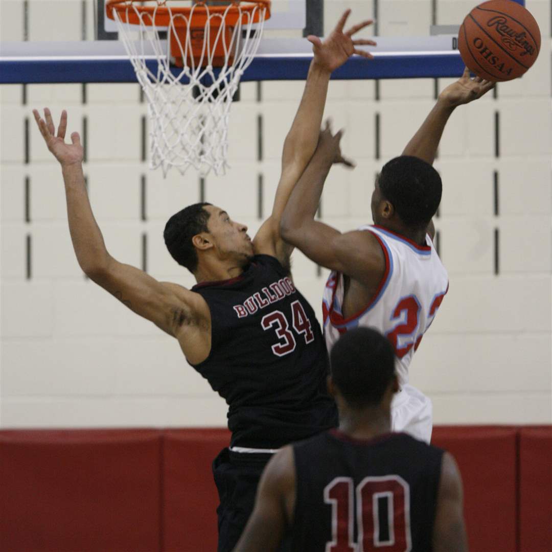 Scott-Gilmer-Rebels-Allen-basket