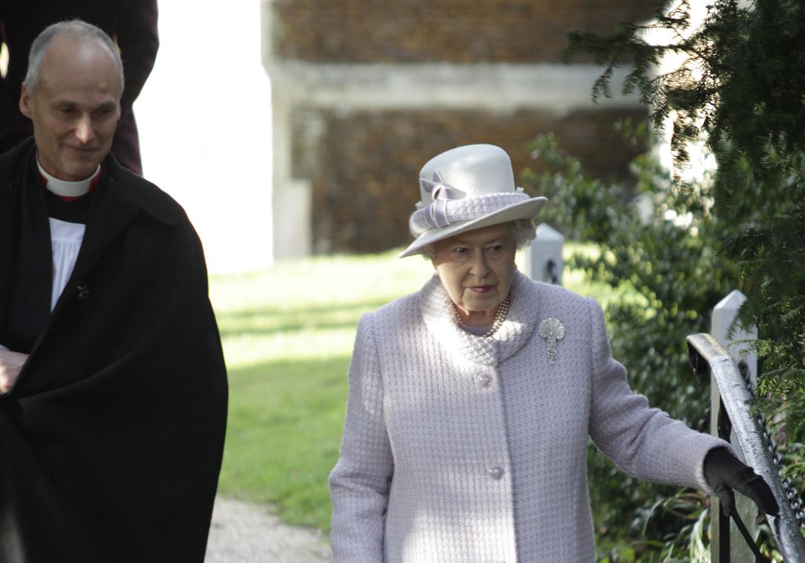 Queen Elizabeth Ii S Grandchildren Visit Prince Philip In Hospital The Blade