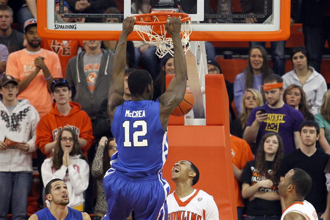 Buffalo-forward-Javon-McCrea-12-dunks-the-ball