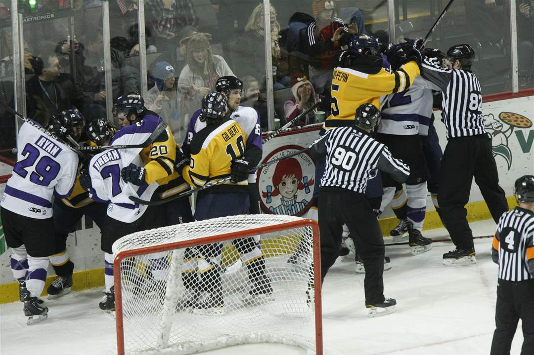 Toledo-players-rumble-with-the-Reading-Royals