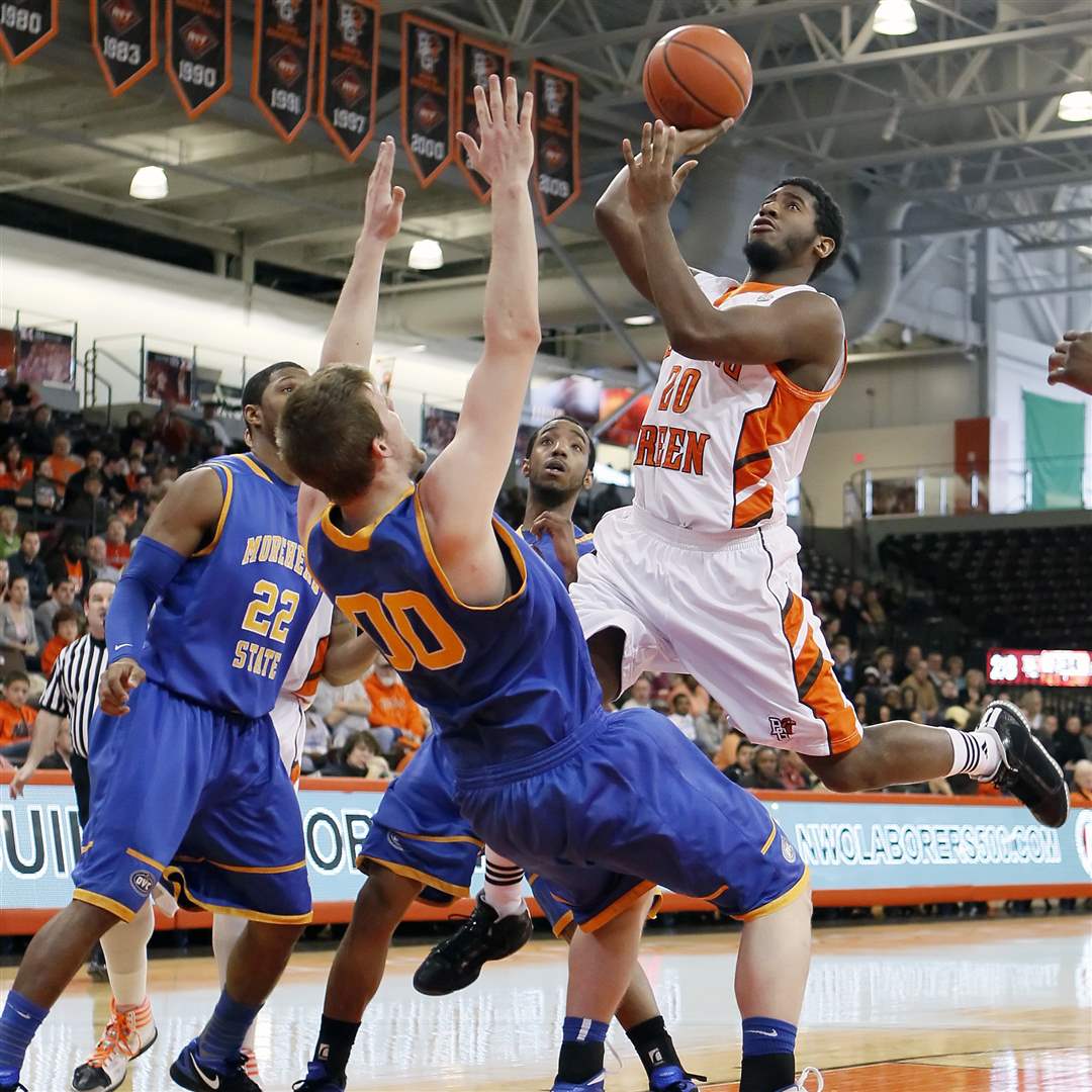 Bowling-Green-State-University-guard-Jehvon-Clarke-shoots-for-2