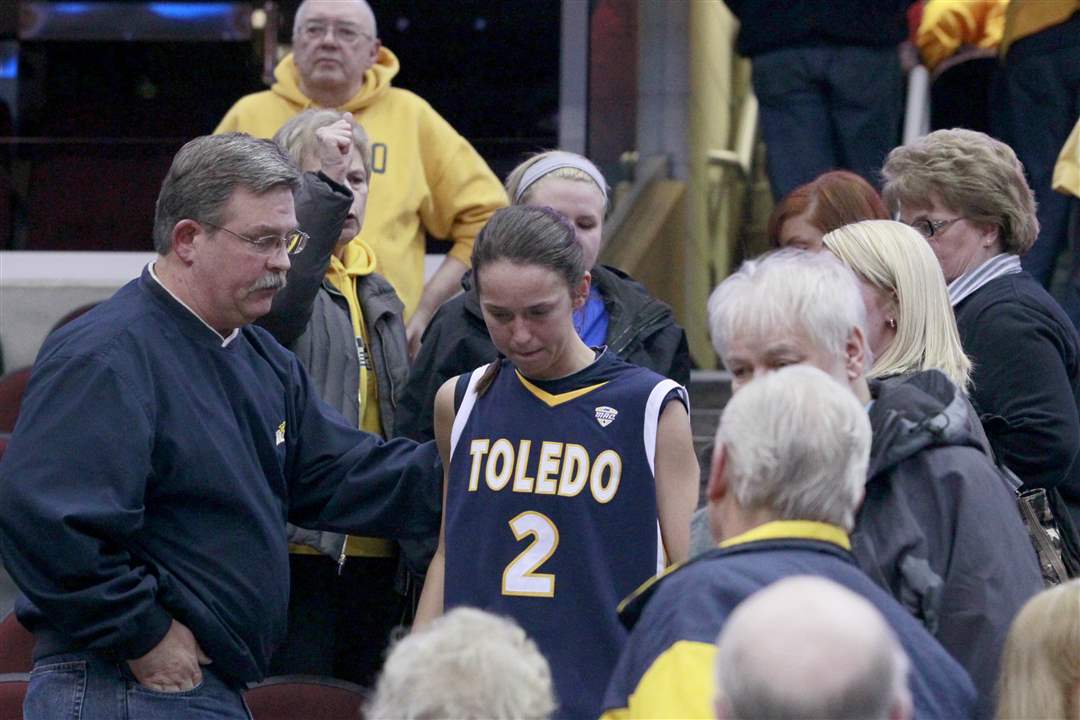 Toledo-Courtney-Ingersoll-goes-into-stands-after-loss