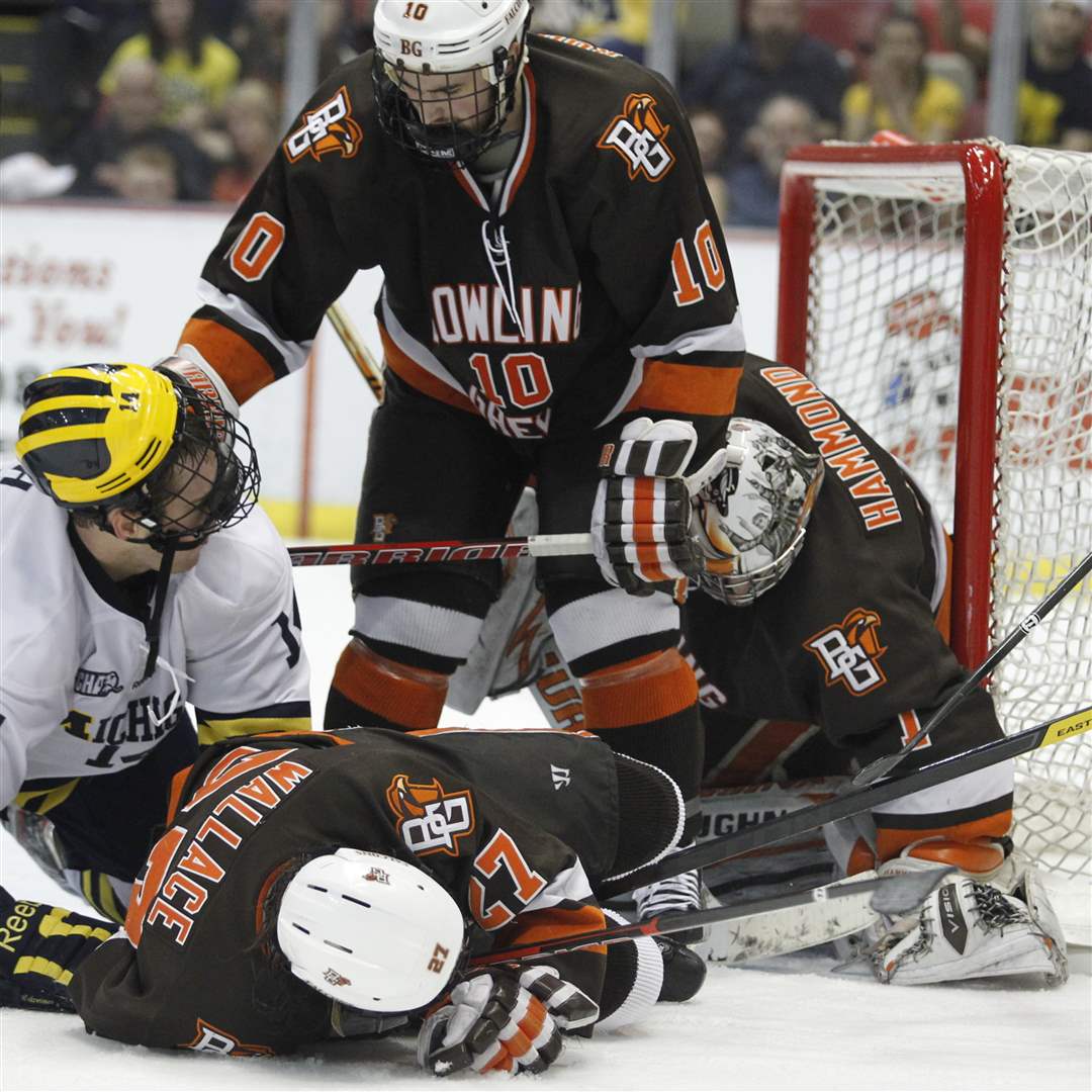 UM-BGSU-hockey-Marc-Rodriguez-Kevin-Lynch-Andrew-Hammond-Andrew-Wallace