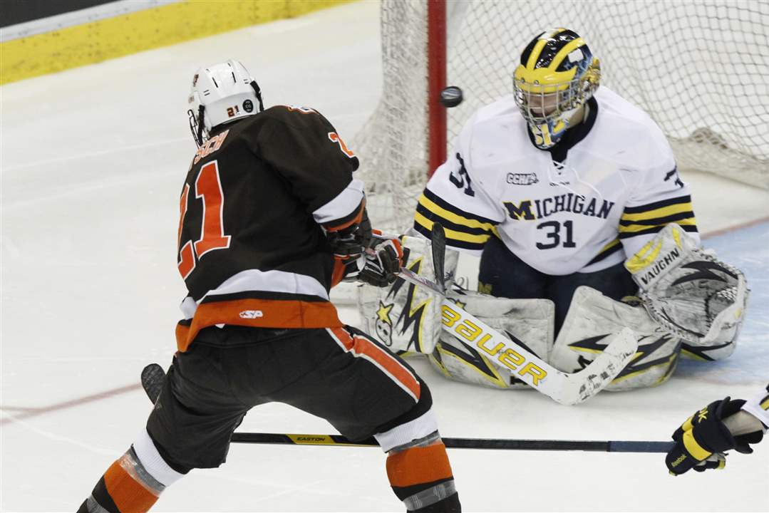 UM-BGSU-hockey-Ted-Pletsch-Shawn-Hunwick