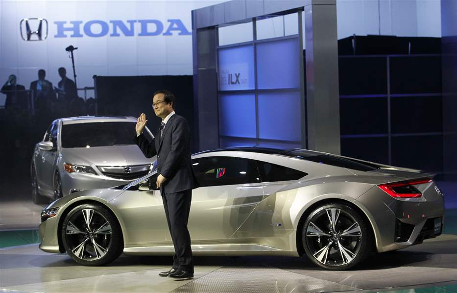 Honda-Chief-Executive-Takanobu-Ito-Acura-ILX