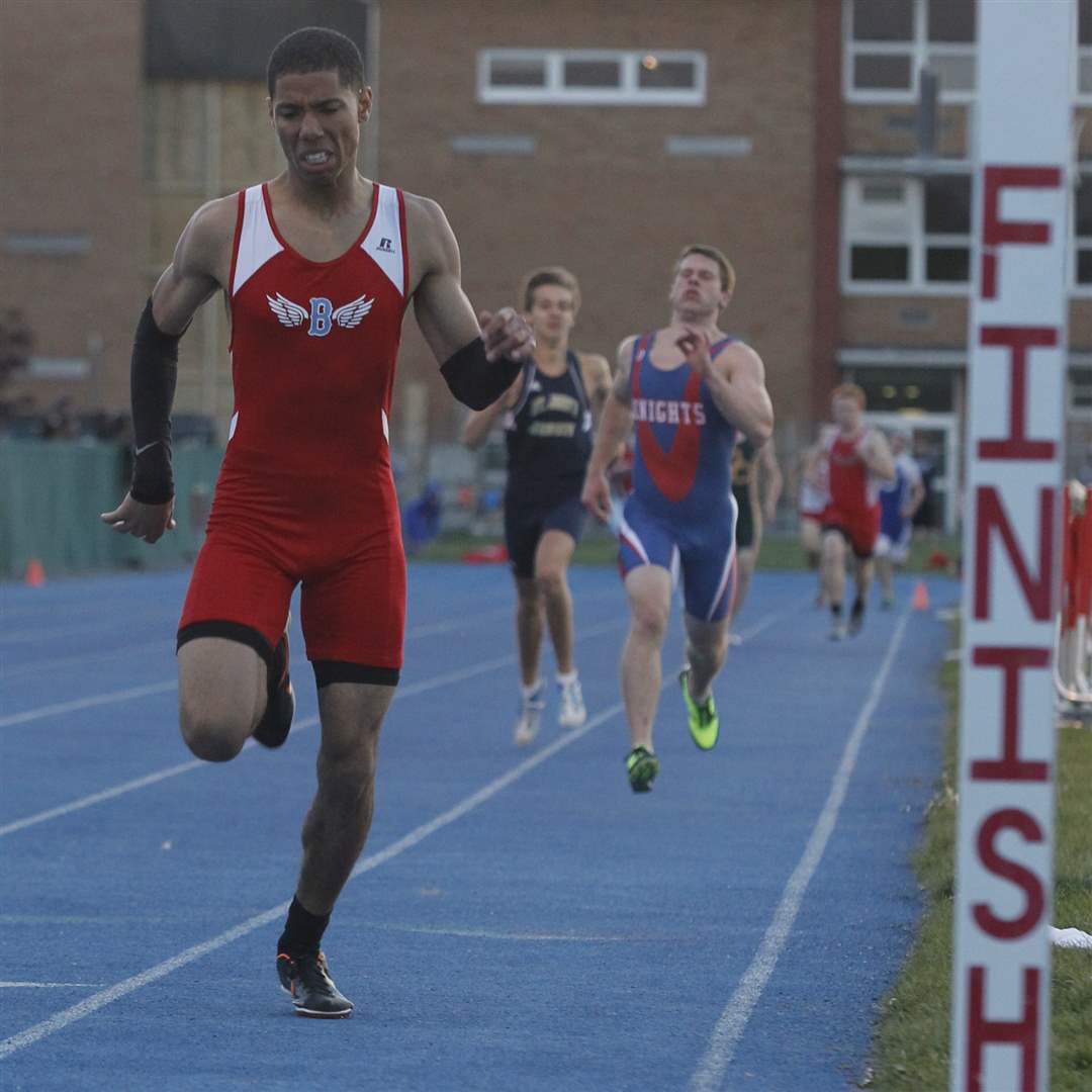 Bowsher-s-D-Angelo-Sharpley-wins-the-boys-800-meter-run