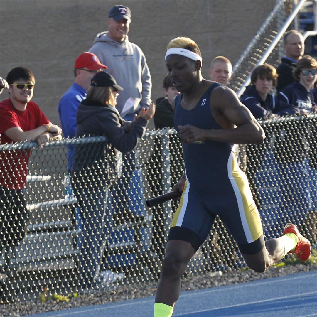 Whitmer-s-Alonzo-Lucas-wins-the-boys-800-meter-relay