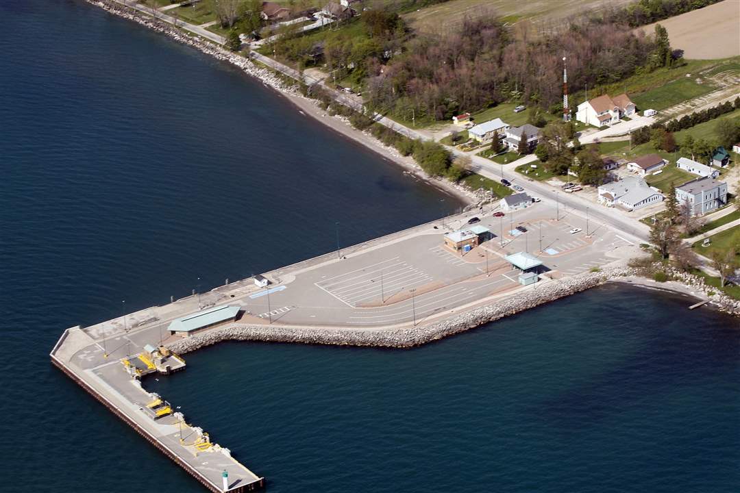 Pelee-Island-west-dock