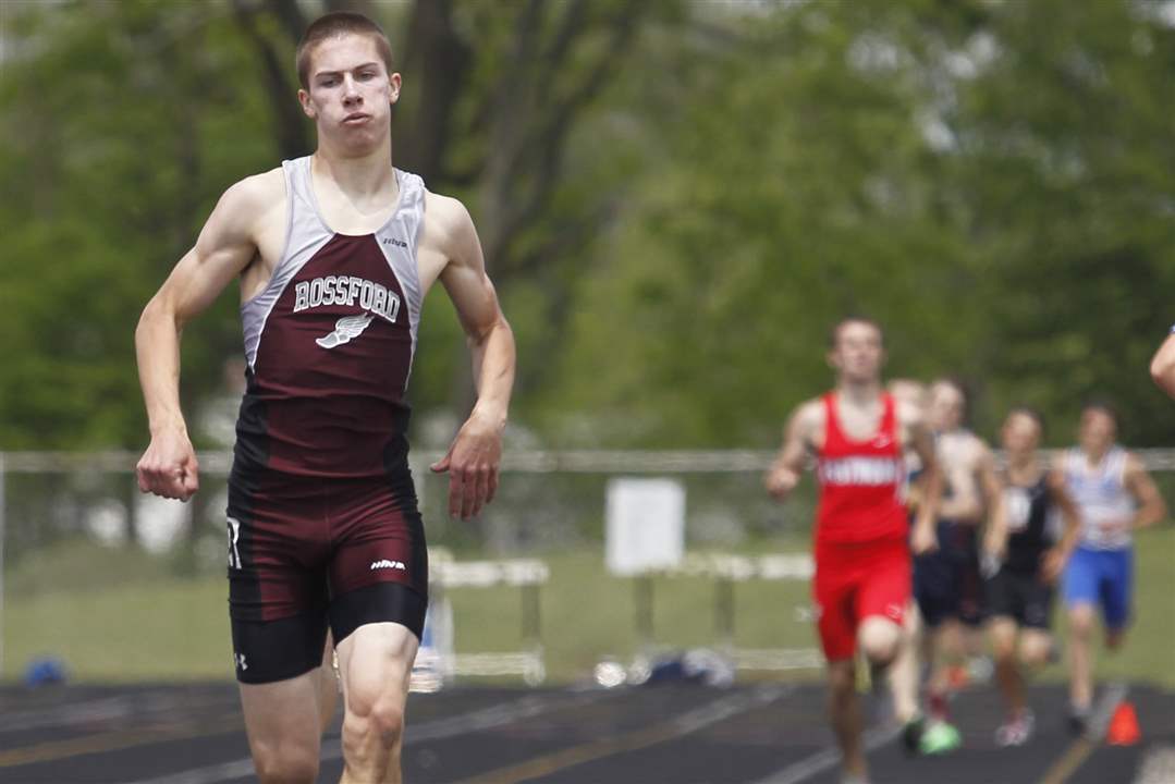 Rossford-s-Ryan-Clay-wins-the-800-meter-1