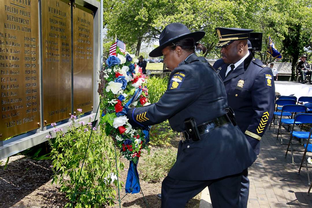 Patrolman-Conley-Chief-Diggs