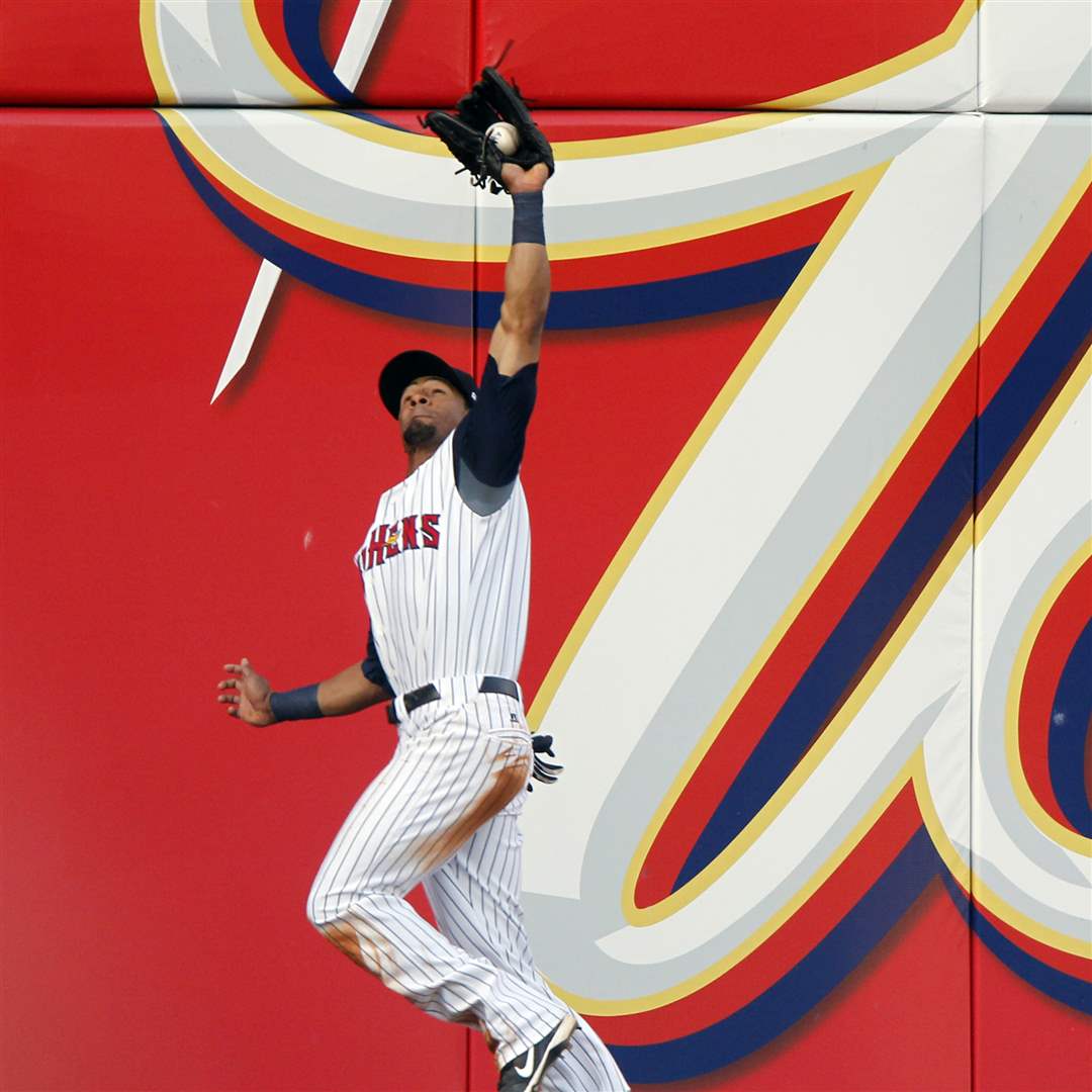 Toledo-Mud-Hens-player-Eric-Patterson-3