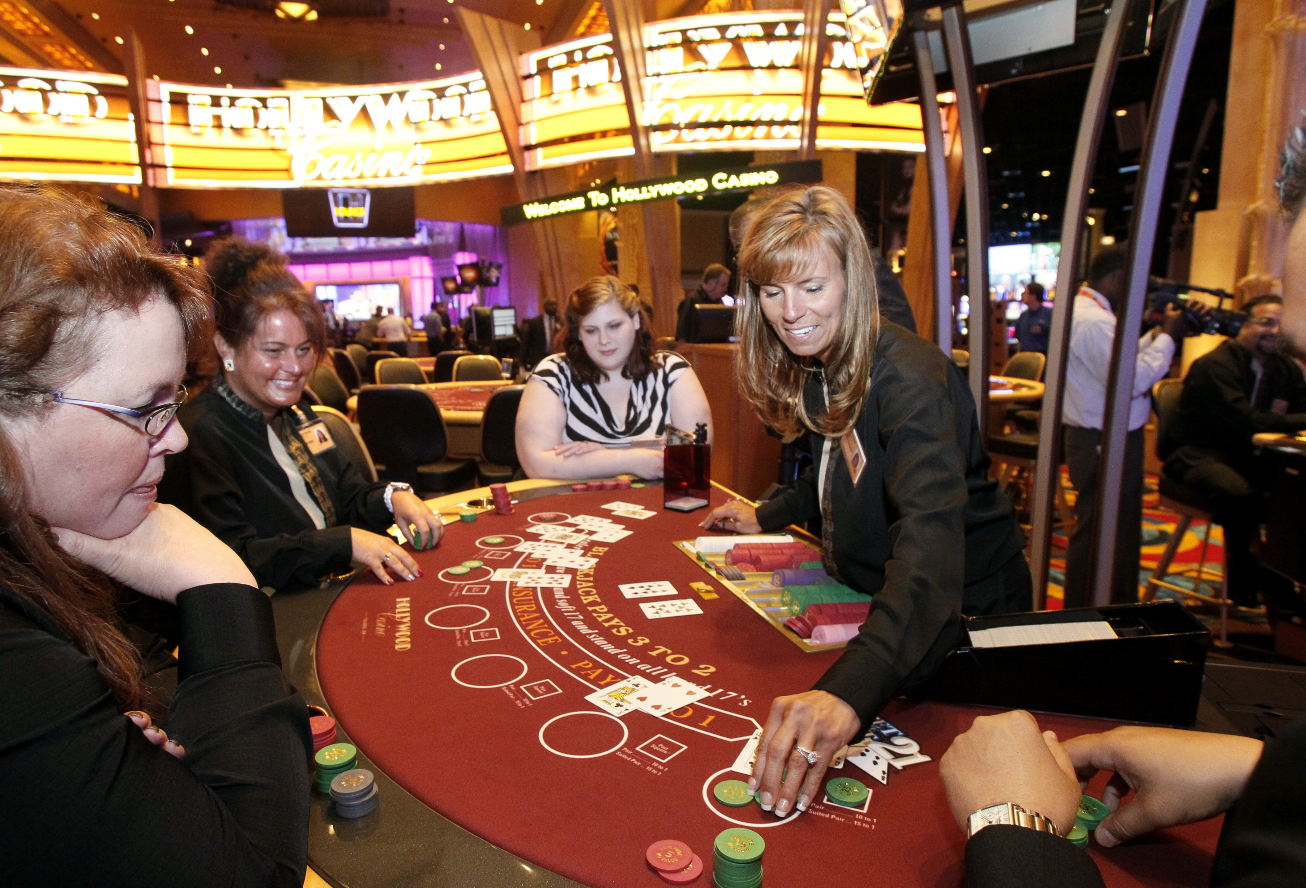 Youtube people playing slot machines