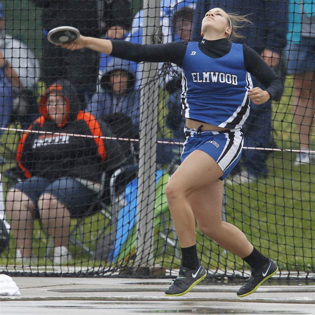 Elmwood-Kori-Reiser-discus-second-place