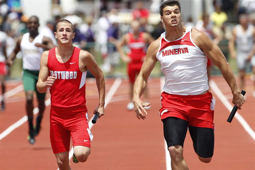 Eastwood-Brennan-Seifert-400-meter-relay