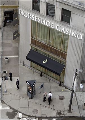 The Horseshoe Casino in Cleveland projects that its dealers will receive an average of $13 an hour in tips.