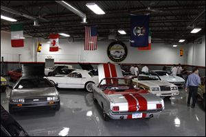 The Woodward Warehouse in Royal Oak, Mich., cultivates enthusiasts of classic cars in a private setting.