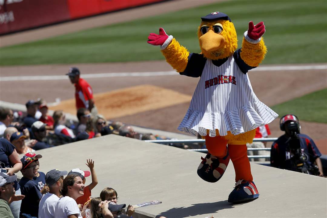 Mudonna-dances-on-the-Toledo-Mud-Hens-dugout