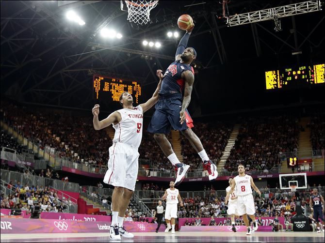 US beats Tunisia 110-63 in men's Olympic hoops - Toledo Blade