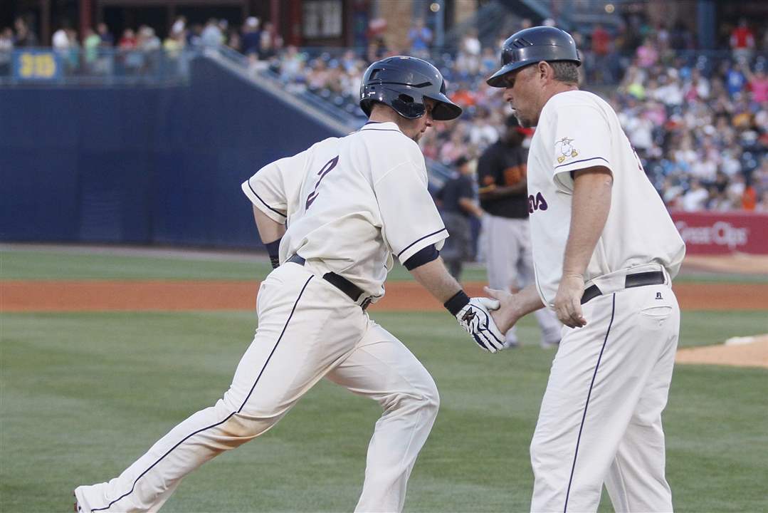 Toledo-Mud-Hens-catcher-Bryan-Holaday-1